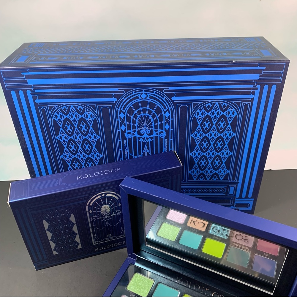Kaleidos Club Nebula Palette - Picture 2 of 10